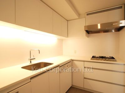 パークアクシス青山一丁目タワーの写真 キッチン ※7階の同じ間取タイプを撮影。仕様が異なることがあります。