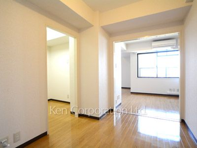 六本木ビュータワーの写真 リビングダイニング