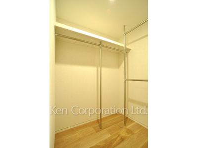 ウェリス有栖川の写真 ウォークインクローゼット