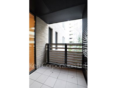 ウェリス有栖川の写真 バルコニー