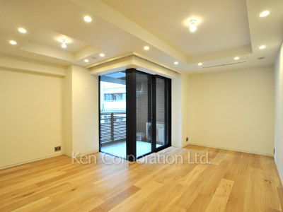 ウェリス有栖川の写真 リビングダイニング