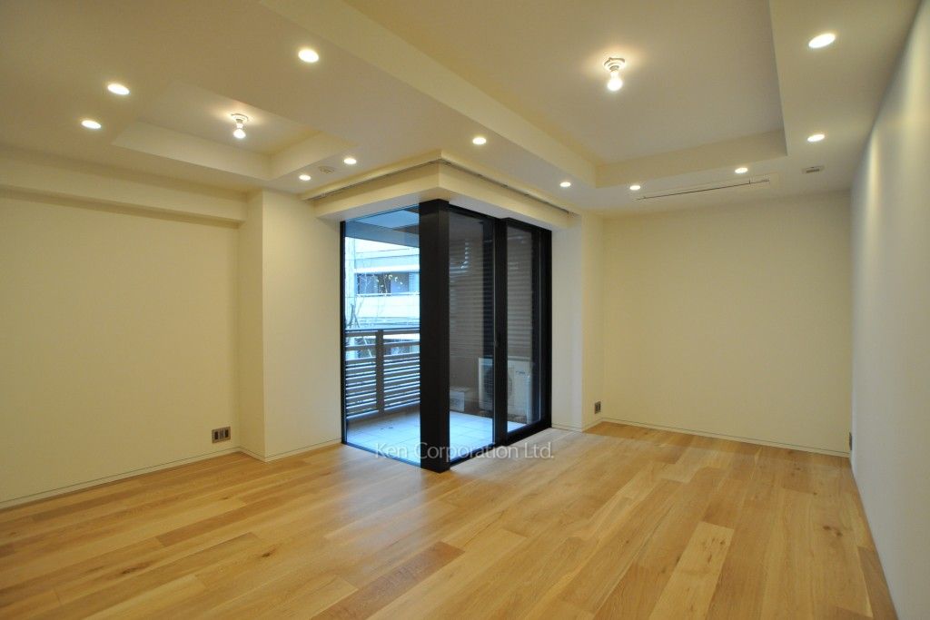 ウェリス有栖川の写真 リビングダイニング