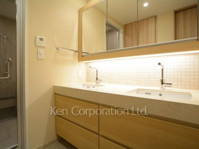 パウダールーム