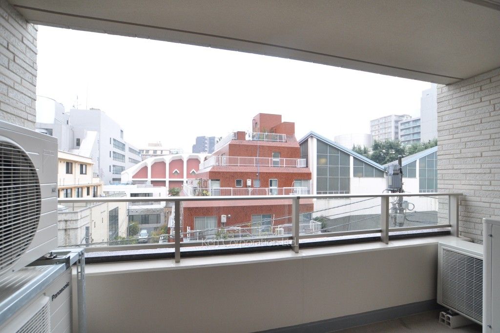ブランズ四番町の写真 バルコニー