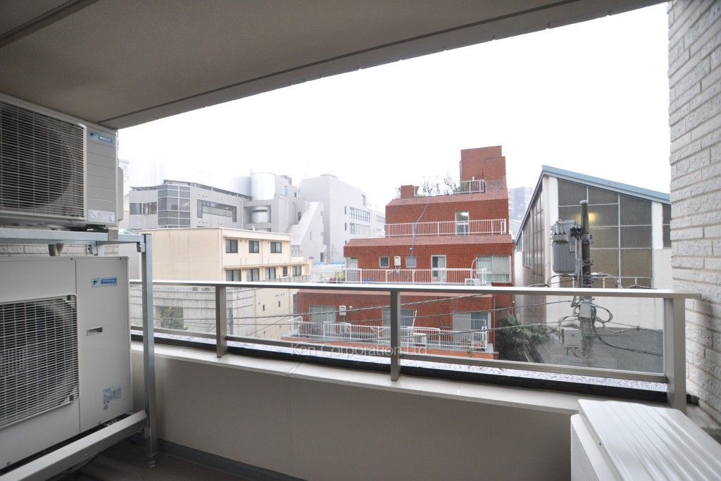 ブランズ四番町の写真 バルコニー