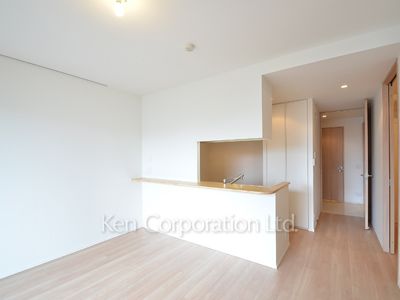 ザ・パークハウス渋谷美竹の写真 居室（LDなど） ※5階の同じ間取タイプを撮影。仕様が異なることがあります。