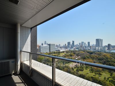 東京ツインパークスLEFT WINGの写真 バルコニー