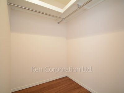 セントラルパークタワー ラ・トゥール新宿の写真 ウォークインクローゼット