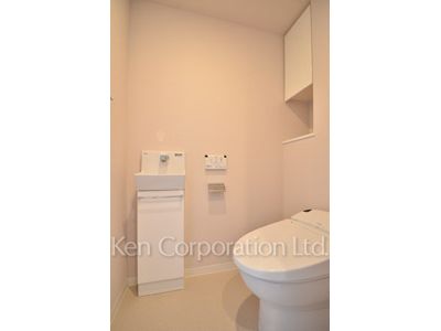 トイレ ※6階の同じ間取タイプを撮影。仕様が異なることがあります。