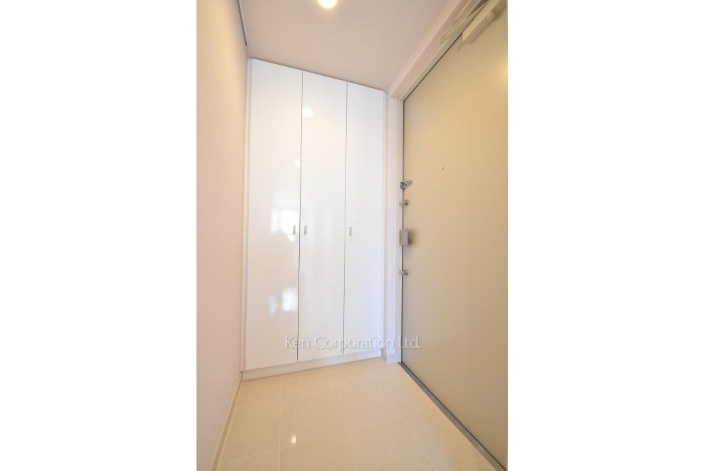 CITY CURRENT南青山の写真 玄関 ※6階の同じ間取タイプを撮影。仕様が異なることがあります。