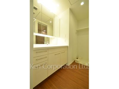 パークコート千代田富士見ザタワーの写真 パウダールーム ※11階の同じ間取タイプを撮影。仕様が異なることがあります。