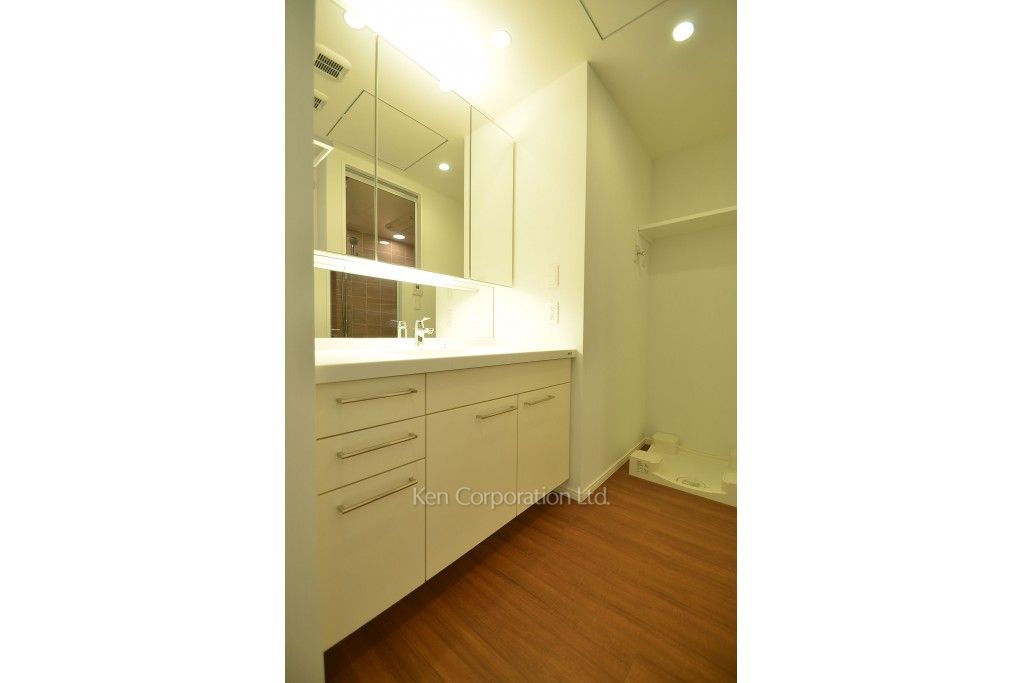 パークコート千代田富士見ザタワーの写真 パウダールーム ※11階の同じ間取タイプを撮影。仕様が異なることがあります。