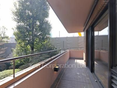 ベルテ表参道の写真 バルコニー