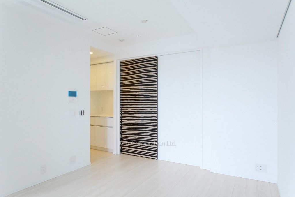 ザ・パークハウス西麻布レジデンスの写真 リビングダイニング