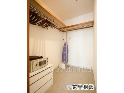 ウォークインクローゼット　※家具相談