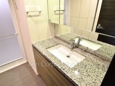 パークハビオ平河町の写真 パウダールーム ※15階の同じ間取タイプを撮影。仕様が異なることがあります。