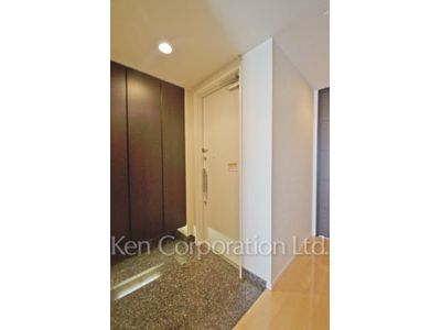 ワールドシティタワーズ ブリーズタワーの写真 玄関