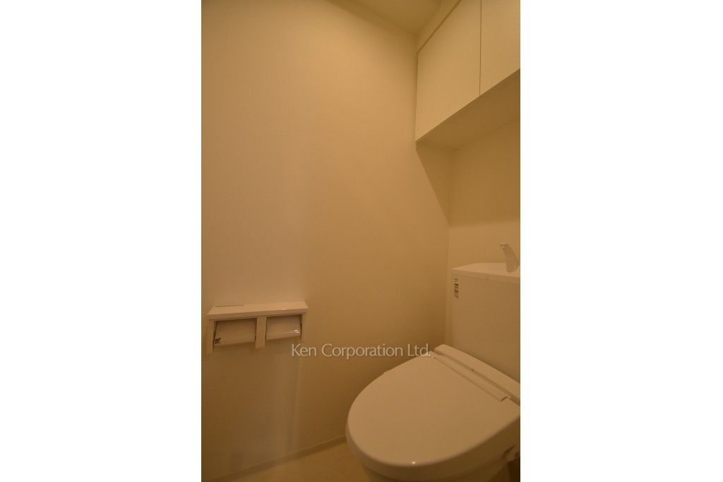 トイレ ※10階の同じ間取タイプを撮影。仕様が異なることがあります。（8階・1K）  ※写真の無断転載禁止