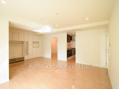 グランドメゾン中目黒THECLASSの写真 居室（LDなど）