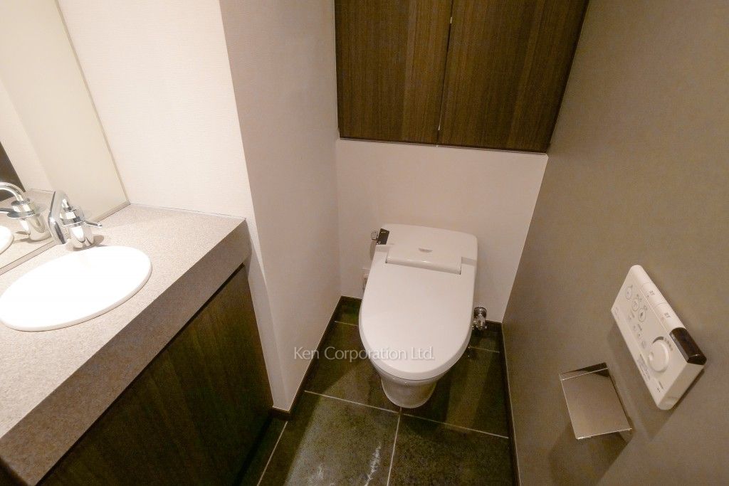 レジディア日本橋馬喰町Ⅲの写真 トイレ ※10階の同じ間取タイプを撮影。仕様が異なることがあります。