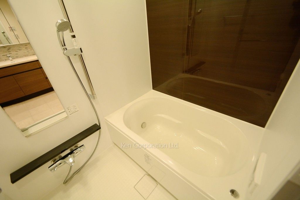 パークハビオ赤坂タワーの写真 バスルーム ※21階の同じ間取タイプを撮影。仕様が異なることがあります。