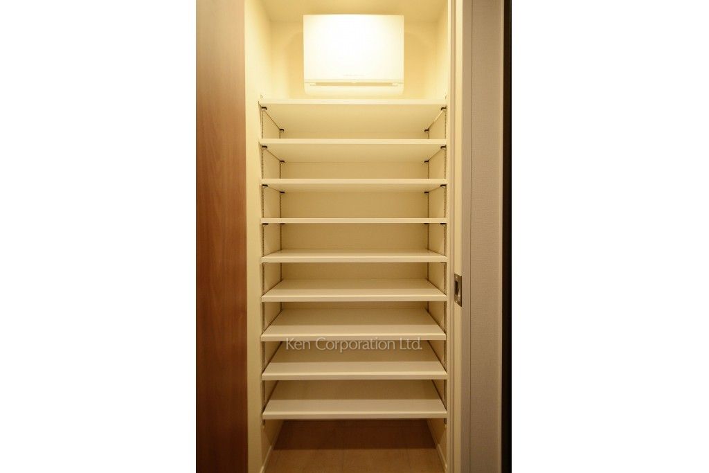 パークハビオ赤坂タワーの写真 シューズクローゼット