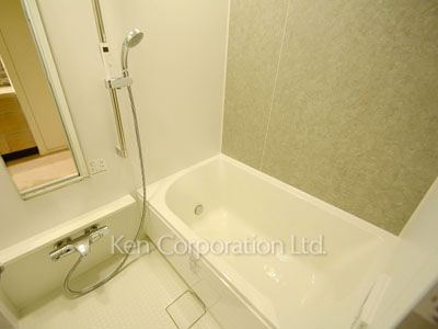 パークハビオ赤坂タワーの写真 バスルーム ※18階の同じ間取タイプを撮影。仕様が異なることがあります。