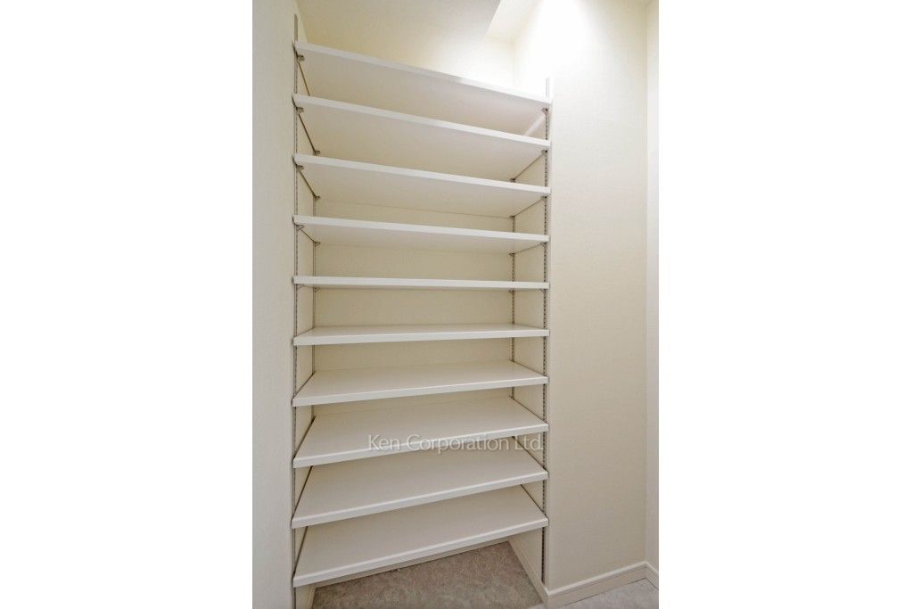 パークフラッツ芝浦の写真 シューズインクローゼット ※3階の同じ間取タイプを撮影。仕様が異なることがあります。