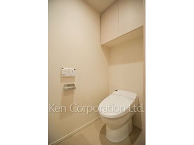 トイレ ※1階の同じ間取タイプを撮影。仕様が異なることがあります。（4階・2LDK）  ※写真の無断転載禁止