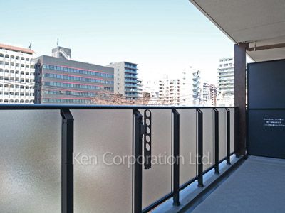 ヒューリックレジデンス新宿戸山の写真 バルコニー