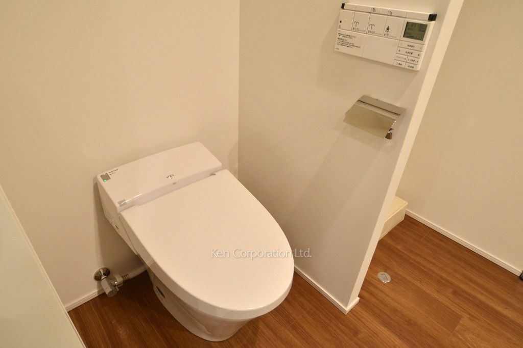 La Versoixの写真 トイレ※4階の同じ間取りタイプを撮影。仕様が異なることがあります。