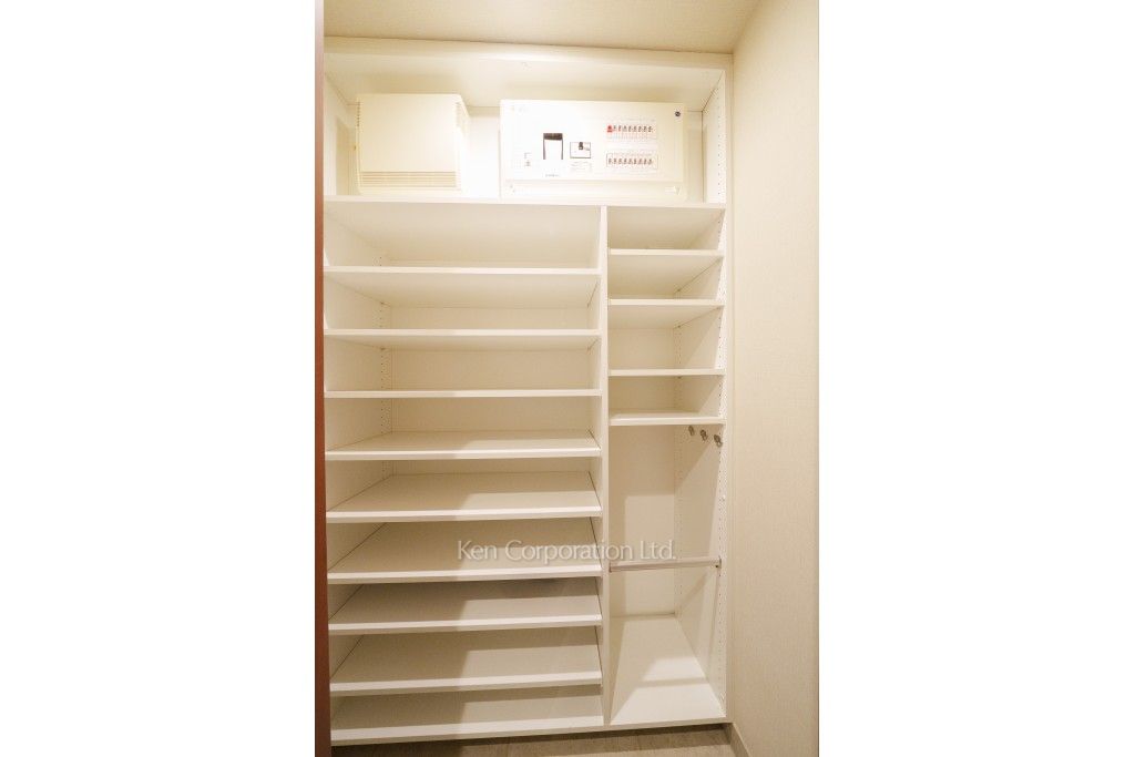 ブランズ四番町の写真 シューズインクローゼット