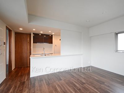 オープンレジデンシア南青山の写真 居室（LDなど）