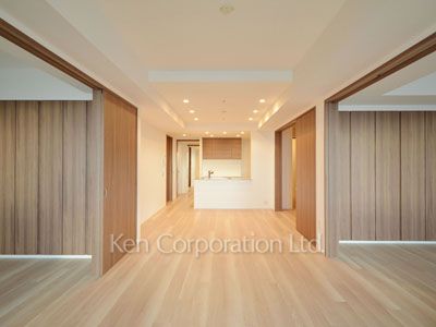 富久クロスコンフォートタワーの写真 リビングダイニング