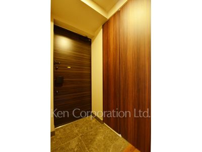 ラティオ南青山の写真 玄関 ※3階の同じ間取タイプを撮影。仕様が異なることがあります。