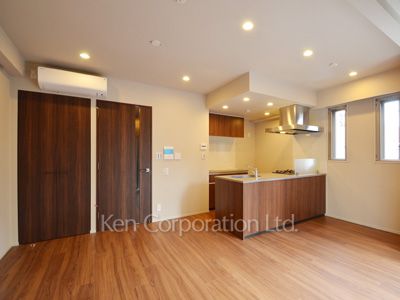 ラティオ南青山の写真 リビングダイニング ※3階の同じ間取タイプを撮影。仕様が異なることがあります。