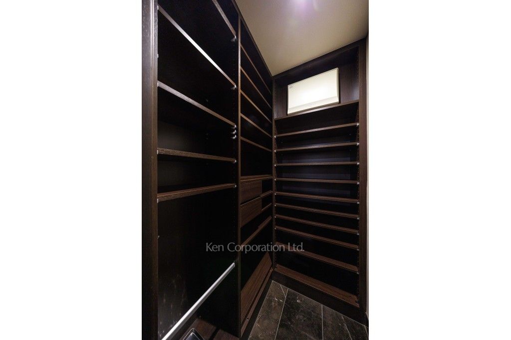 ザ・パークハウスグラン三番町の写真 シューズインクローゼット