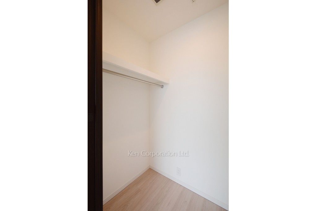 ラ・トゥール新宿ガーデンの写真 ウォークインクローゼット ※37階の同じ間取タイプを撮影。仕様が異なることがあります。