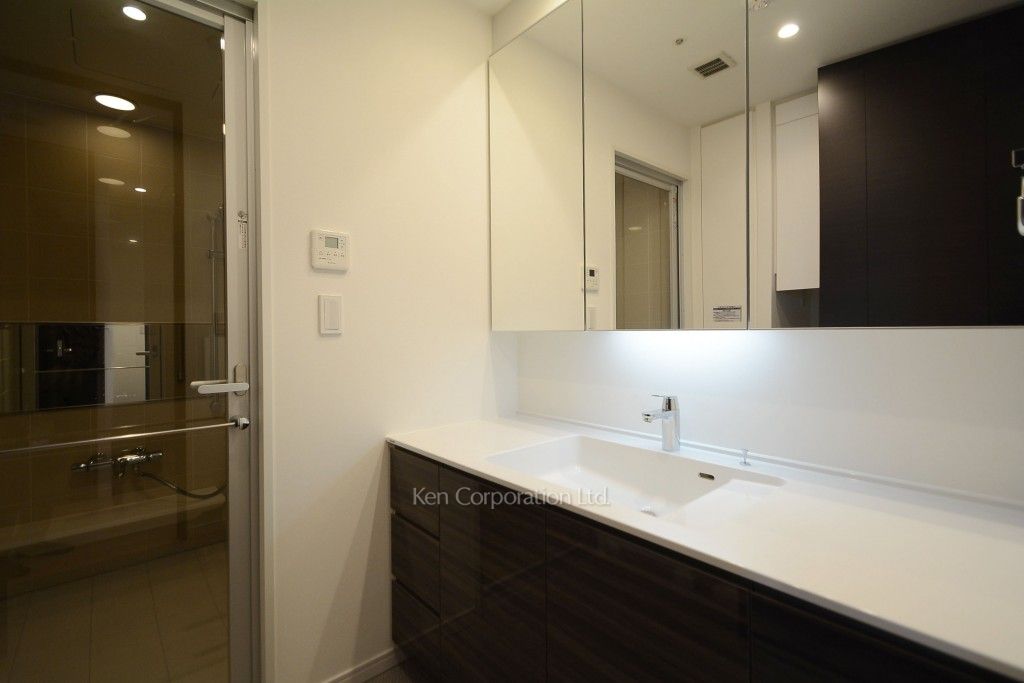 ラ・トゥール新宿ガーデンの写真 パウダールーム ※37階の同じ間取タイプを撮影。仕様が異なることがあります。