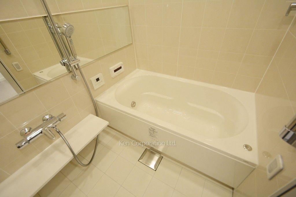 ラ・トゥール新宿ガーデンの写真 バスルーム ※37階の同じ間取タイプを撮影。仕様が異なることがあります。