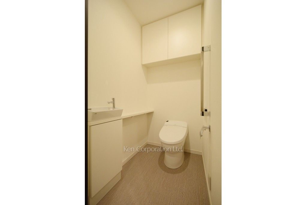 トイレ ※37階の同じ間取タイプを撮影。仕様が異なることがあります。