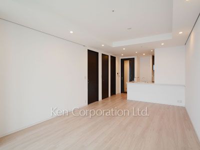 ラ・トゥール新宿ガーデンの写真 リビングダイニング ※37階の同じ間取タイプを撮影。仕様が異なることがあります。