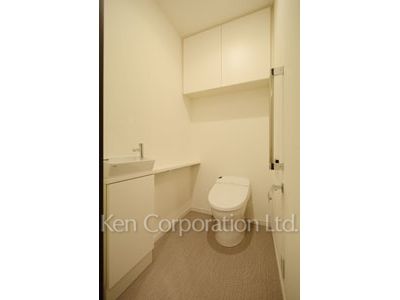 ラ・トゥール新宿ガーデンの写真 トイレ ※37階の同じ間取タイプを撮影。仕様が異なることがあります。