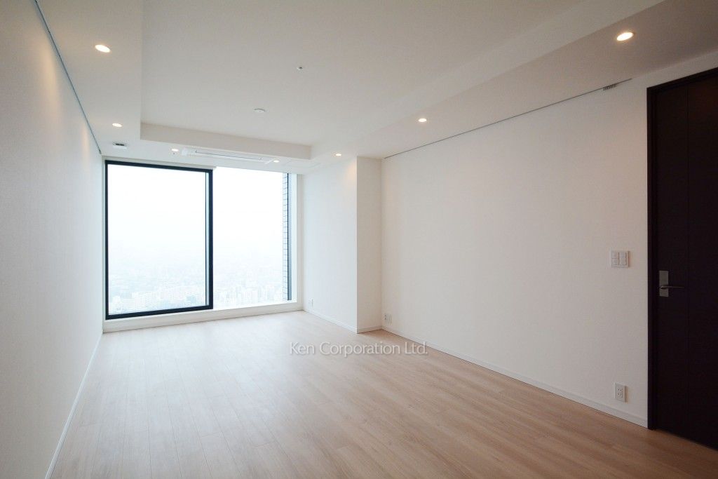 ラ・トゥール新宿ガーデンの写真 リビングダイニング ※37階の同じ間取タイプを撮影。仕様が異なることがあります。