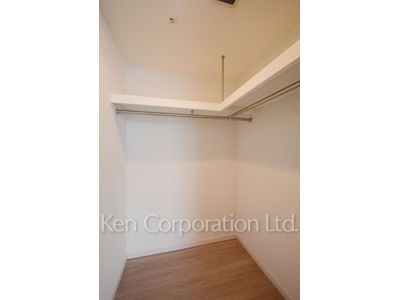 ラ・トゥール新宿ガーデンの写真 ウォークインクローゼット ※36階の同じ間取タイプを撮影。仕様が異なることがあります。