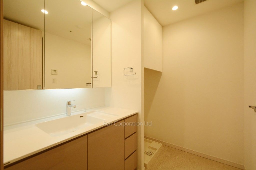 ラ・トゥール新宿ガーデンの写真 パウダールーム ※36階の同じ間取タイプを撮影。仕様が異なることがあります。