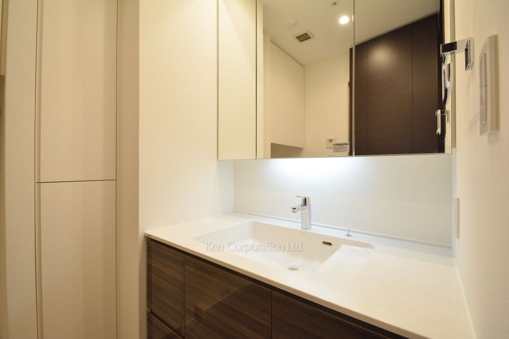 ラ・トゥール新宿ガーデンの写真 パウダールーム ※37階の同じ間取タイプを撮影。仕様が異なることがあります。