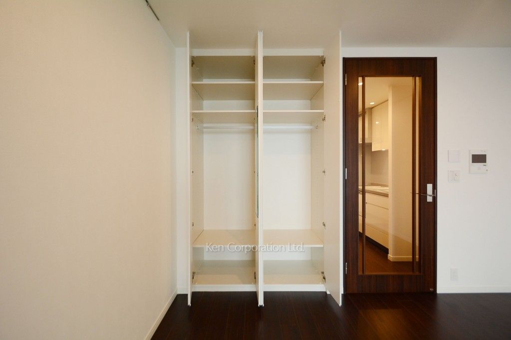 ラ・トゥール新宿ガーデンの写真 クローゼット ※37階の同じ間取タイプを撮影。仕様が異なることがあります。