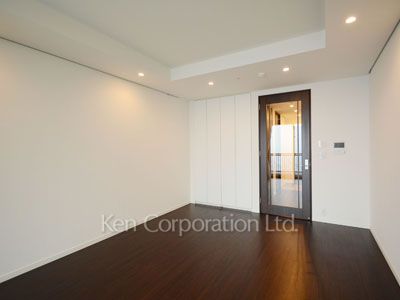 ラ・トゥール新宿ガーデンの写真 リビングダイニング ※37階の同じ間取タイプを撮影。仕様が異なることがあります。