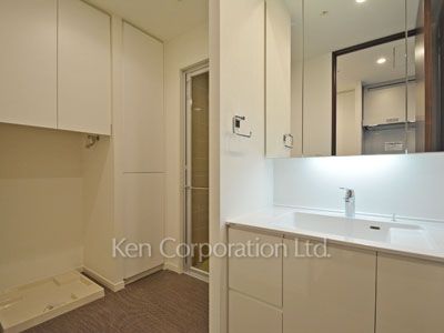 ラ・トゥール新宿ガーデンの写真 パウダールーム ※37階の同じ間取タイプを撮影。仕様が異なることがあります。